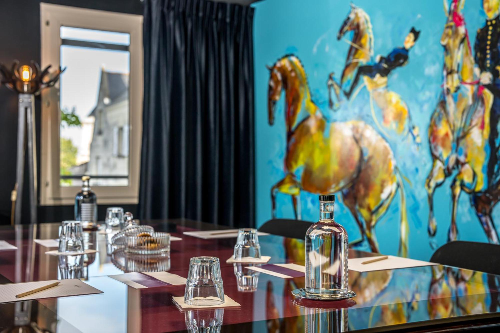 Mercure Bords De Loire Saumur Exterior photo
