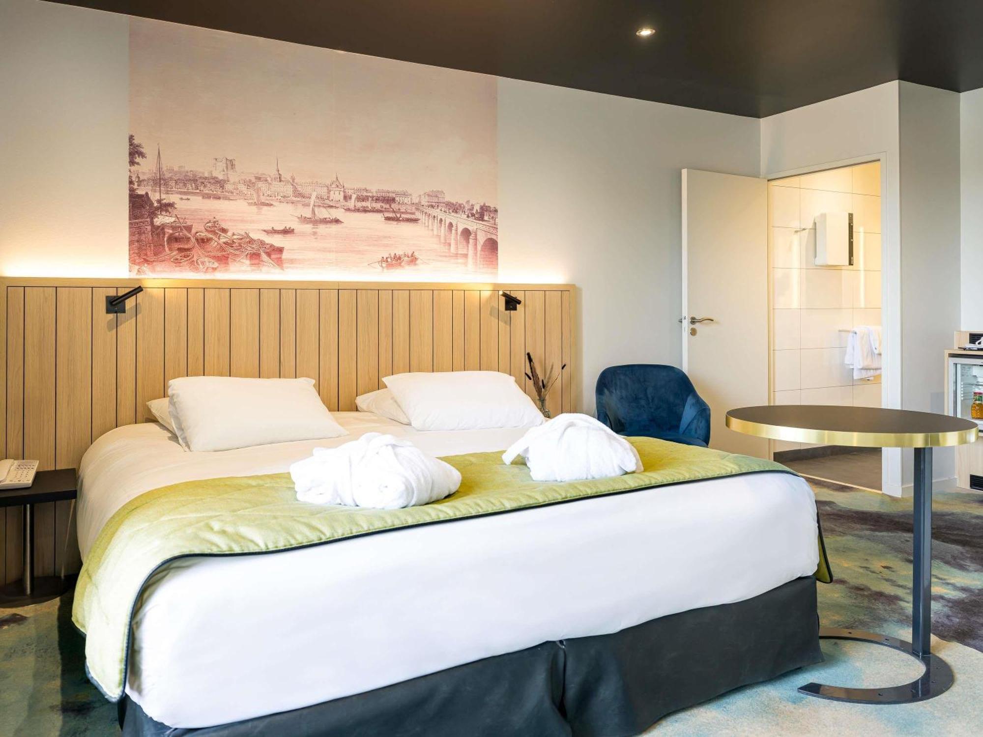 Mercure Bords De Loire Saumur Exterior photo